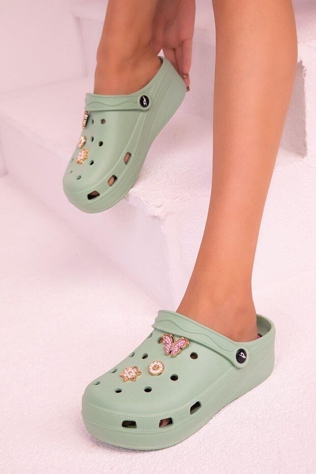 Green Color Buckle Massage Sole Orthopedic High Scale Hospital Cook Nurse Doctor Slippers