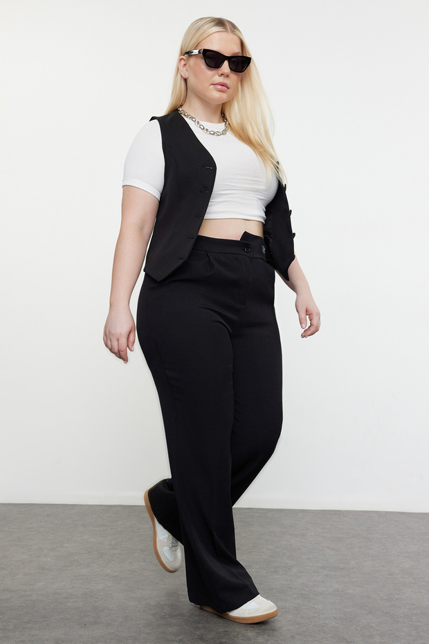Siyah Wide Leg/Geniş Paça Etiketli Büyük Beden Dokuma Kumaş Pantolon TBBSS24AR00041 - 2