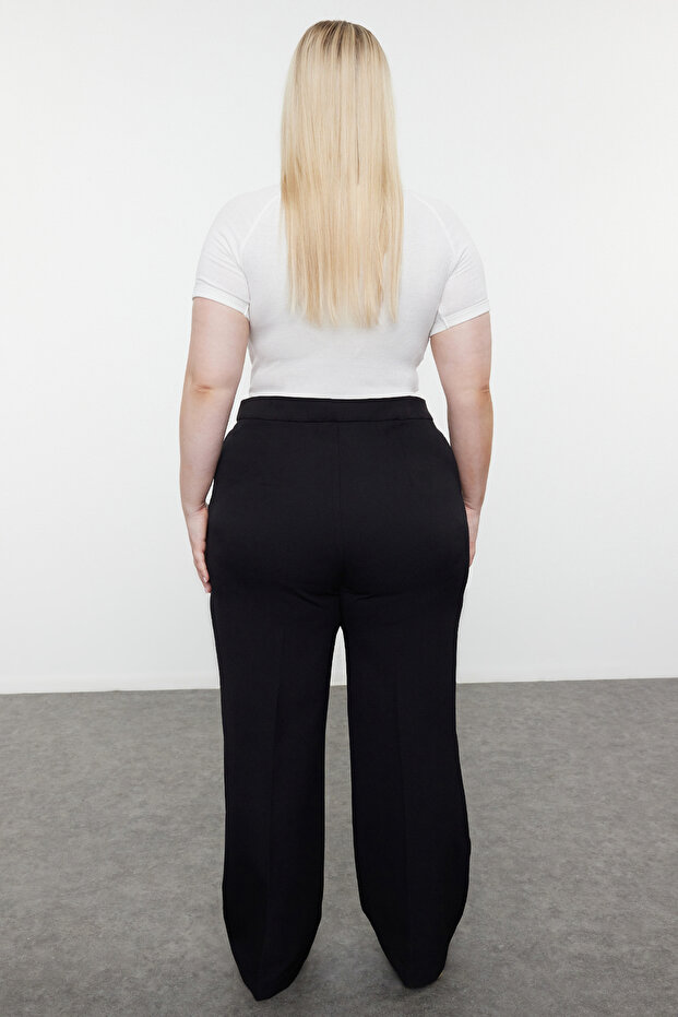 Siyah Wide Leg/Geniş Paça Etiketli Büyük Beden Dokuma Kumaş Pantolon TBBSS24AR00041 - 5