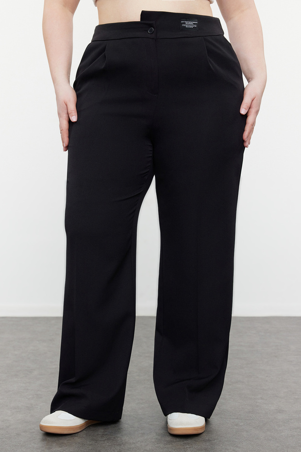 Siyah Wide Leg/Geniş Paça Etiketli Büyük Beden Dokuma Kumaş Pantolon TBBSS24AR00041 - 3