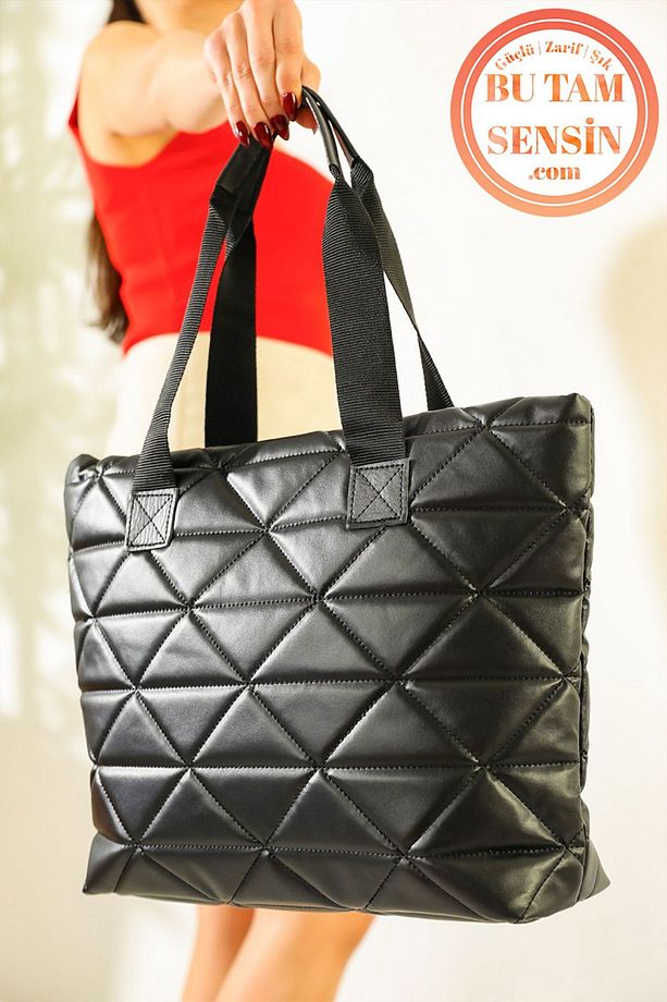 Kadın Siyah Kapitone Nakışlı Fermuarlı Astarlı Çift Tutma Saplı Taşıma Çantası (TOTE BAG) - 3