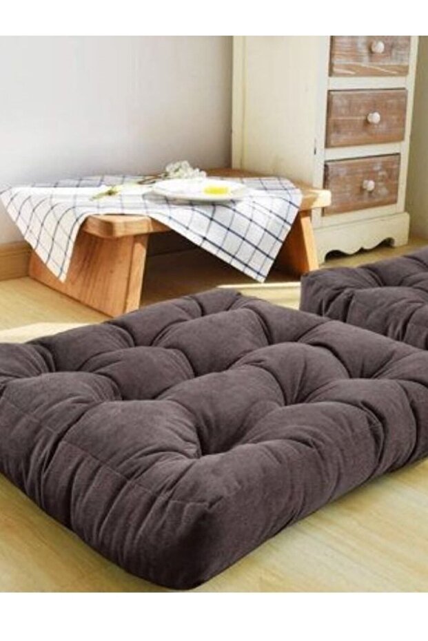 Kare Yer Minderi - 1