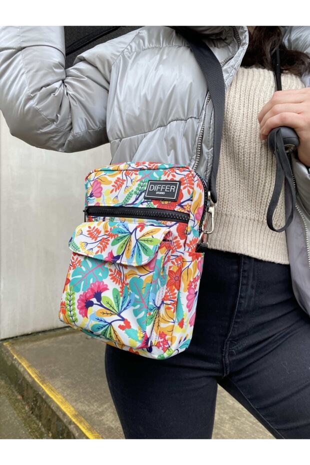 حقيبة كتف/حقيبة كروس منقوشة بالزهور باللون الأبيض - 2