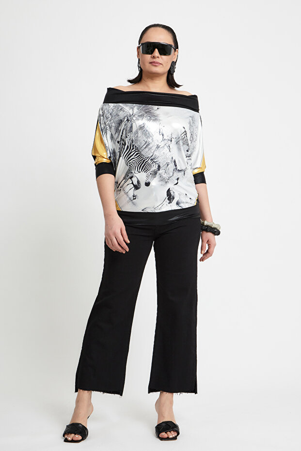 Düşük Yakalı Bluz - 1