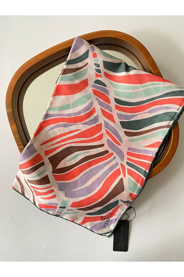 وشاح بنمط مخطط من القطن الرقيق - 1