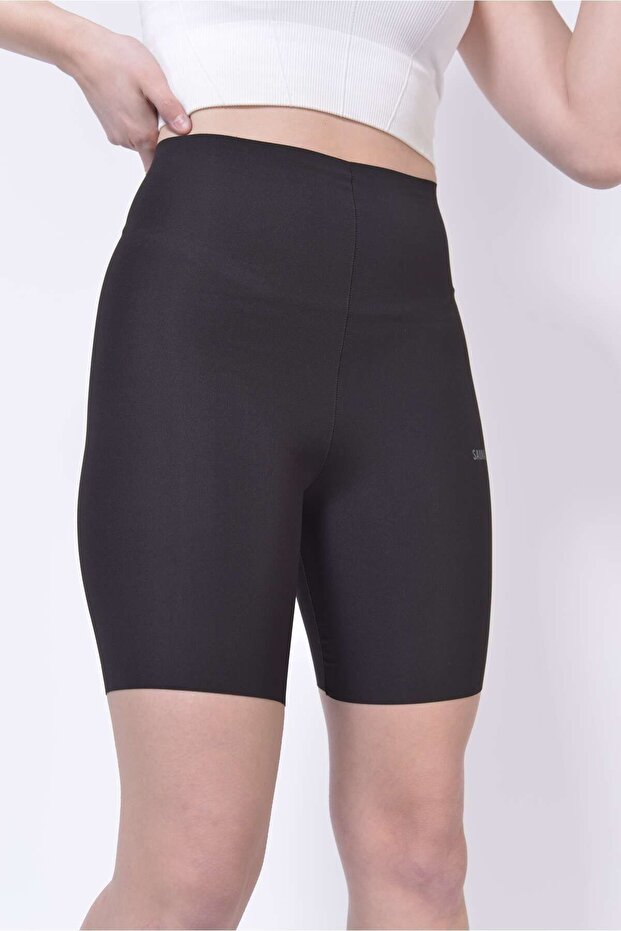 Porfy Laser Cut Styling Shorts - Black Non-Marking Design
