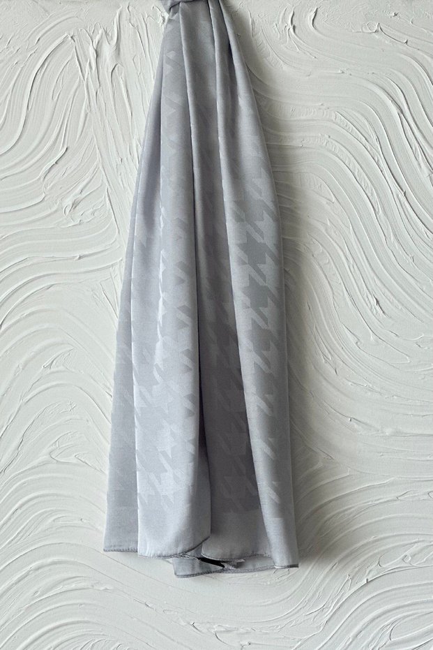 Violescarf Prefer for the Original Italian Jacquard Houndstooth Pattern Shawl - Silver