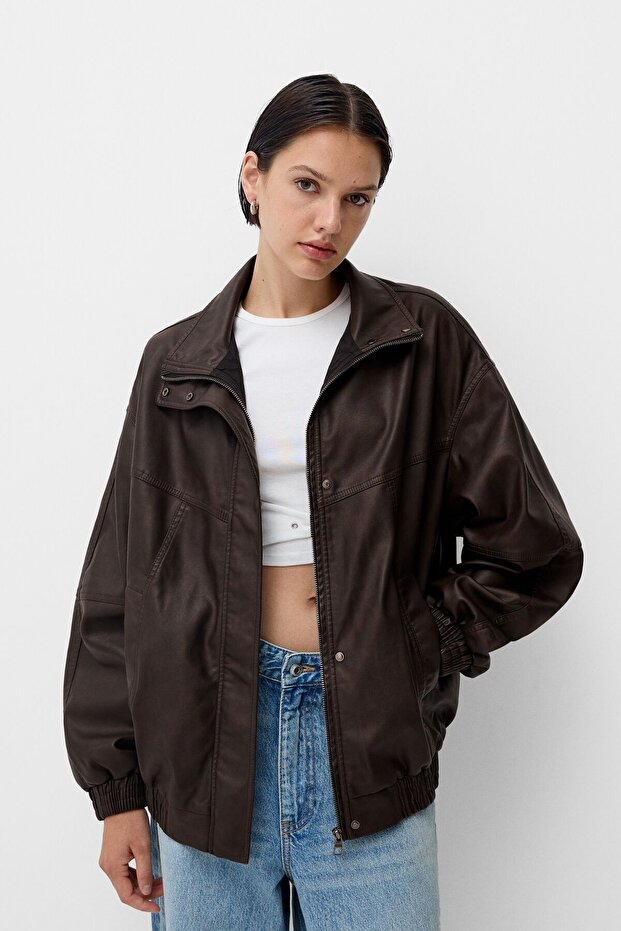 سترة جلدية صناعية كبيرة الحجم - 1