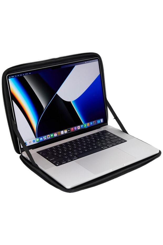 Gauntlet 4 Macbook Pro Kılıfı 16" - Black - 4