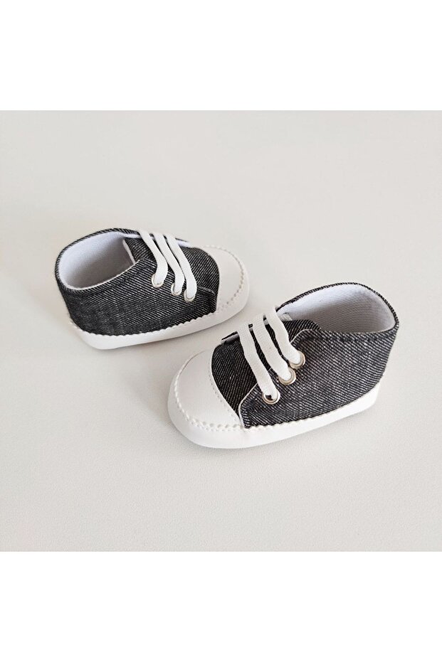 Baby shoes