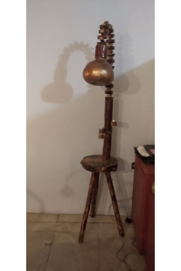 Ayaklı Ahşap Sehpalı Lambader - 2