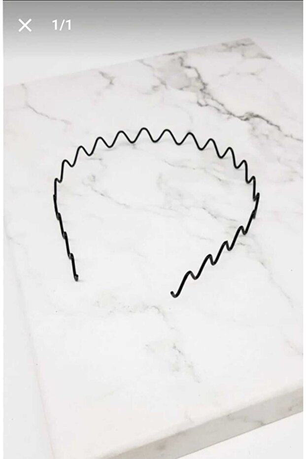 Zigzag Patterned Black Metal Wire - 1 Piece