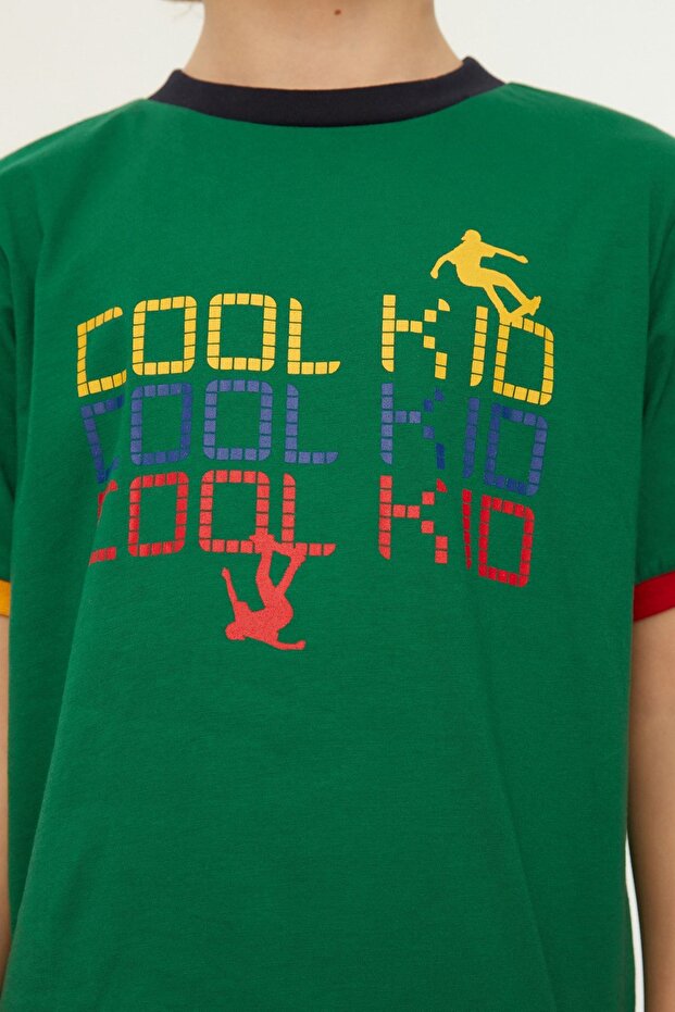 Yeşil Erkek Çocuk Renk Bloklu Slogan Desenli Bisiklet Yaka Örme T-Shirt TKDSS24TS00044 - 4