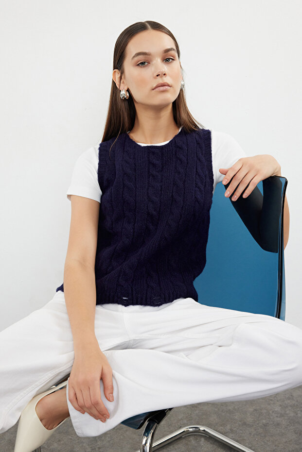 Navy Blue Soft Textured Knit Detailed Knitwear Sweater Twoaw25Sv00009