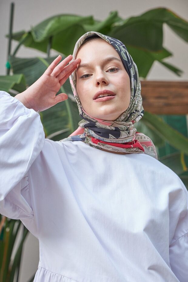 Ipekhan Sıla وشاح قطني منقوش باللون الأحمر - 1