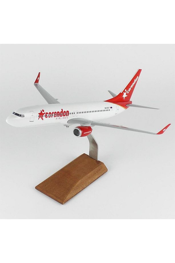 THY025 1/100 Ölçek, Corendon Airlines B737-800 Yolcu Uçağı, Sergilemeye Hazır Ahşap Standlı Model - 2