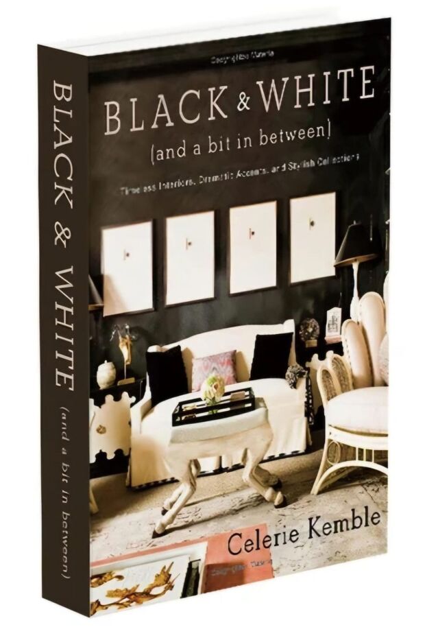 642 BLACK & WHITE