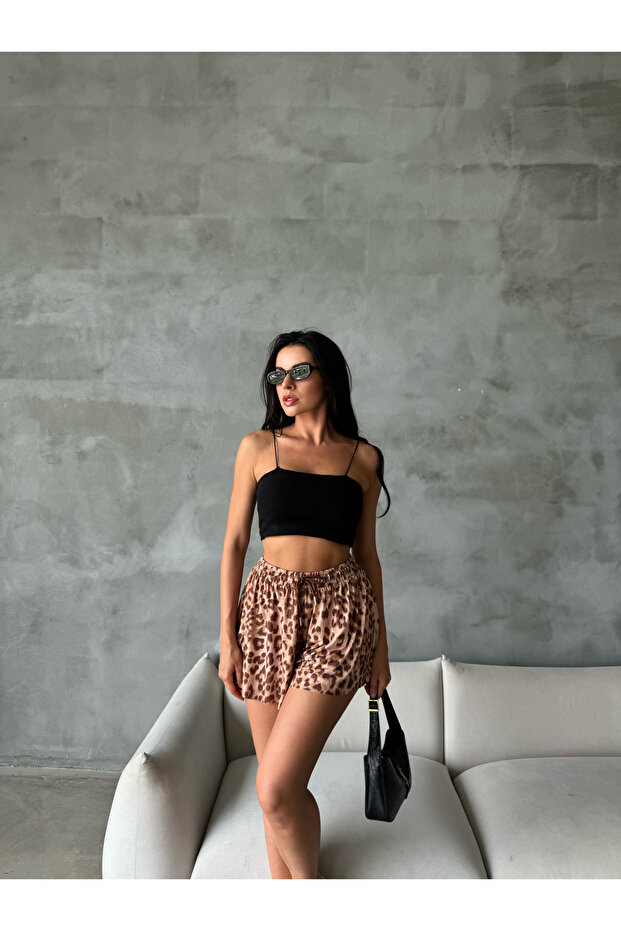 Kadın Leopar Desenli Şort - 4