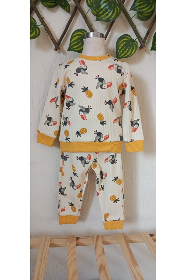 طقم بيجامة بطبعة ببغاء - 2