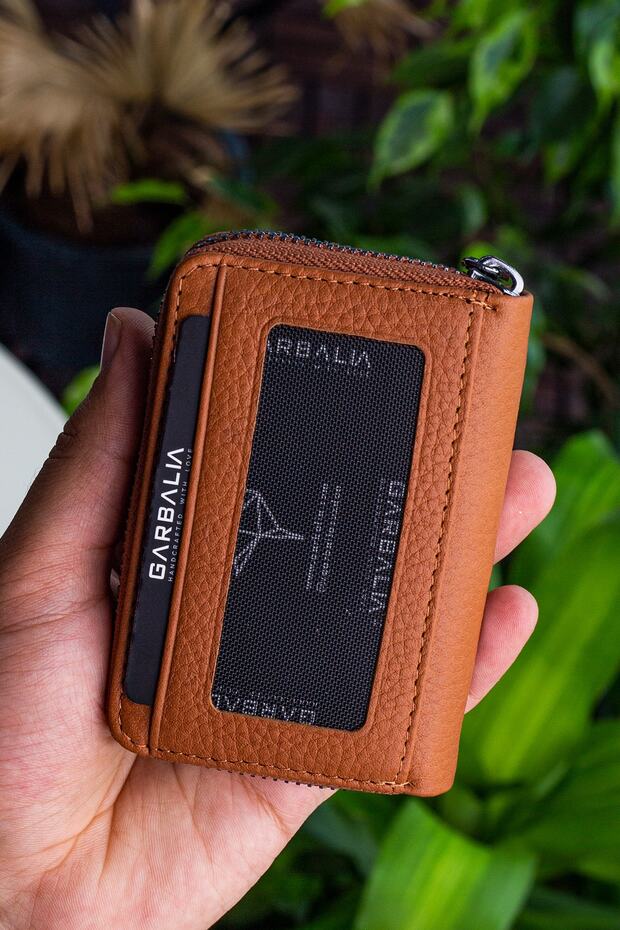 Clovis Genuine Leather Zipper Locked Accordion Tan Card Holder