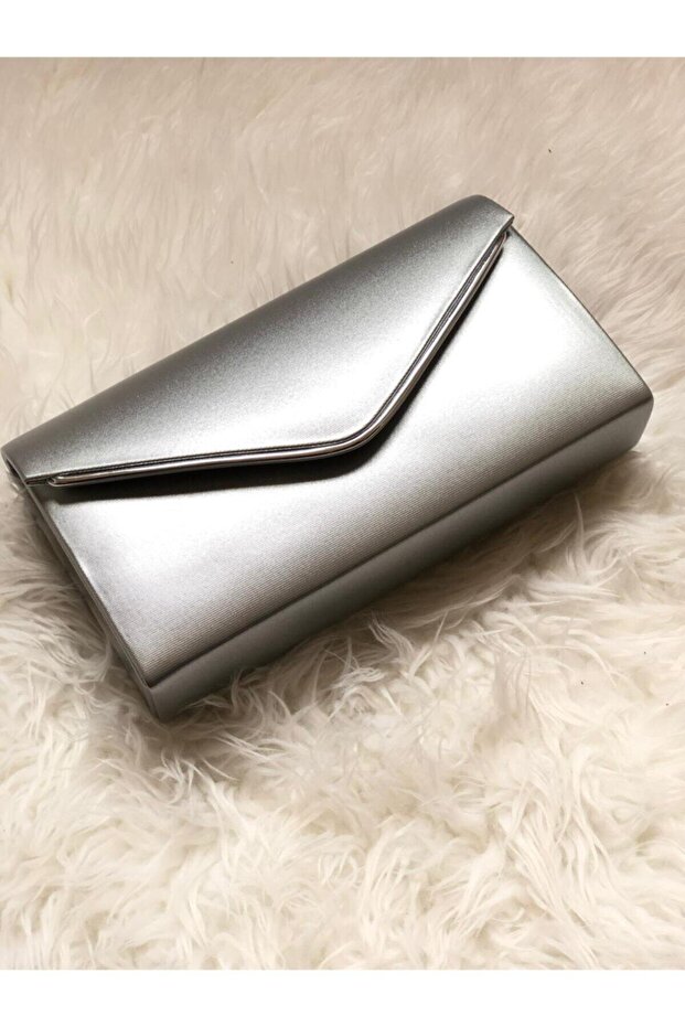 Women's Silver Color Clutch Bag