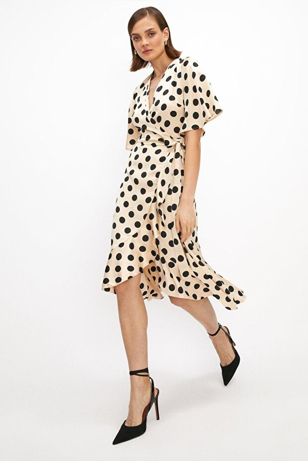 BCC00801 Model Satin Midi Length Mujun Sleeveless Wrap Dress - Flare Sleeve