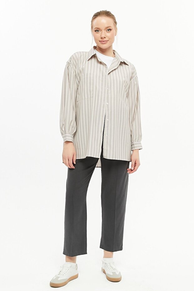 24020 Women's Oversize Balloon Sleeve Shirt