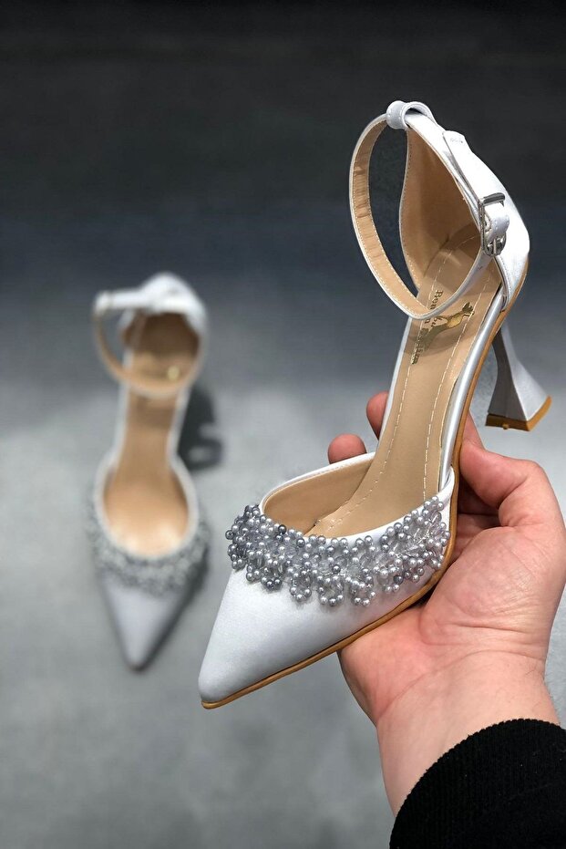 رمادي (فضي) لؤلؤ ساتان - 1