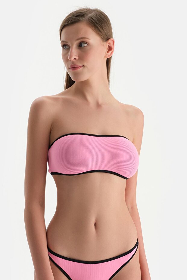Siyah-Pembe Straplez Bikini Üst - 1