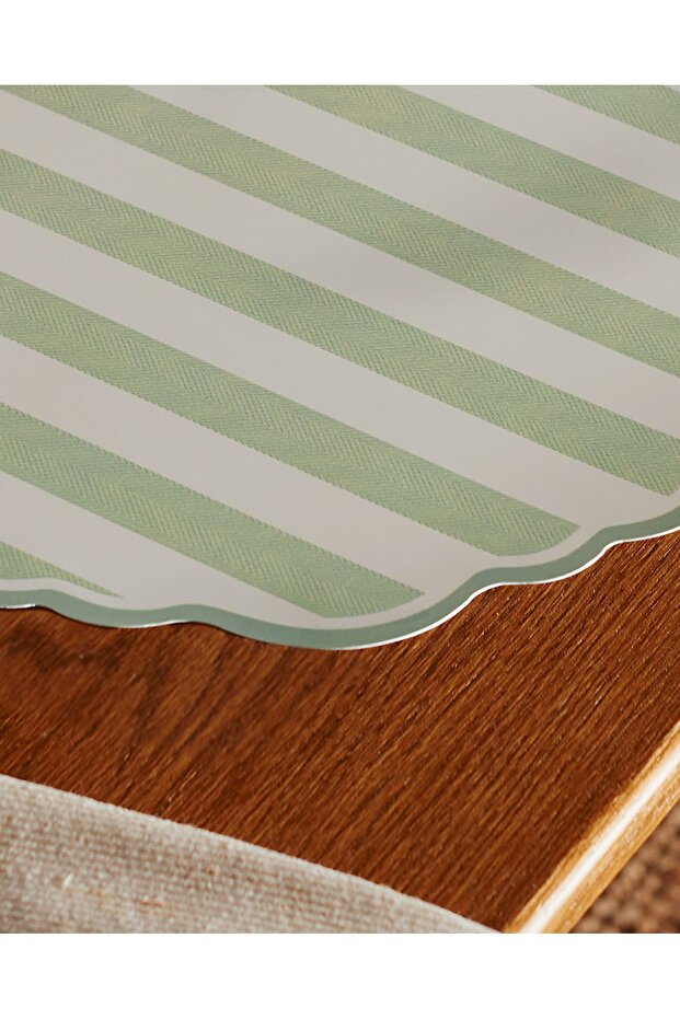 Emilie Amerikan Servis - 2