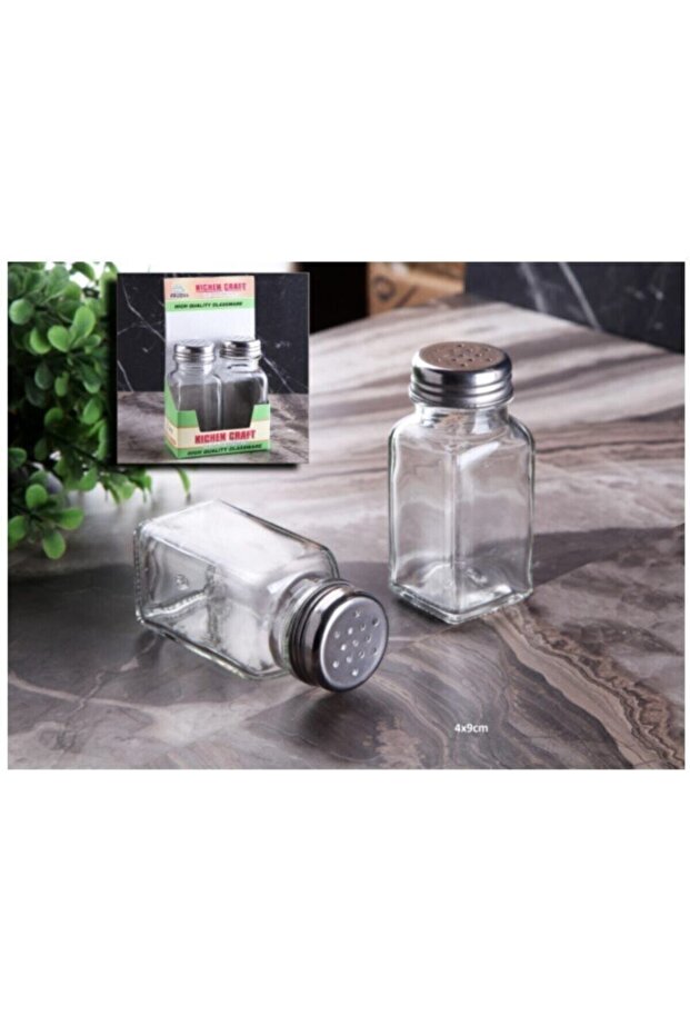Set of 2 Glass Salt Shakers and Pepper Shakers