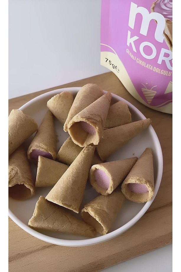 Çilekli çikolata dolgulu mini kornet 75gr X 4 Adet - 2