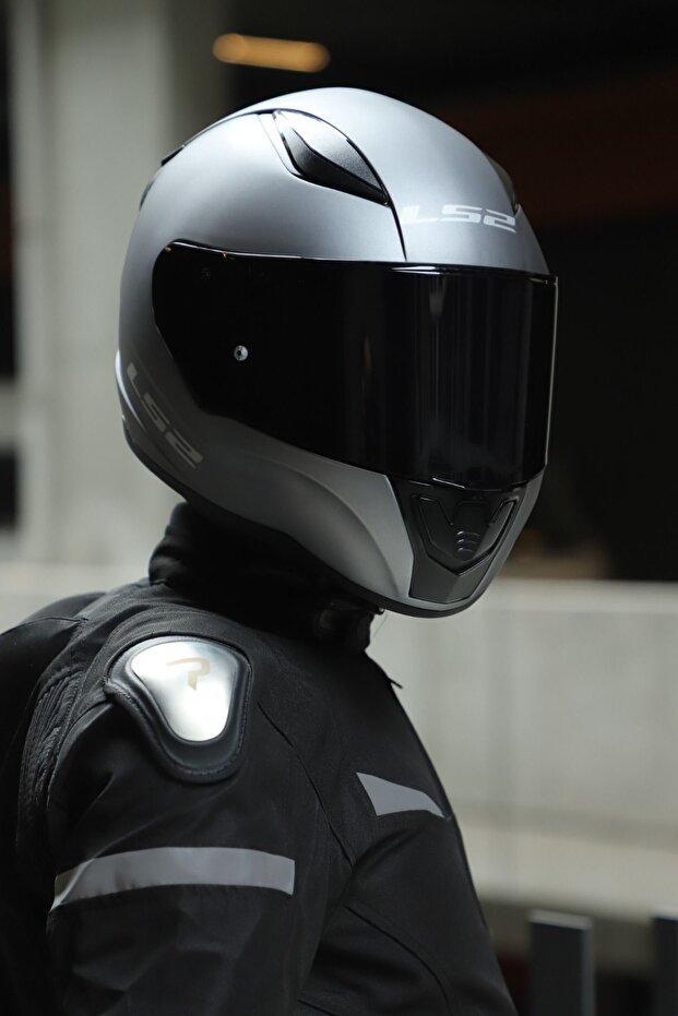 Rapid 2 Mat Titanium Kask - 2