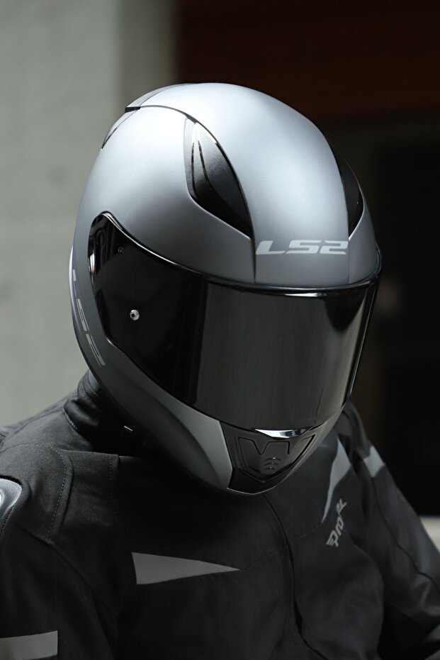 Rapid 2 Mat Titanium Kask - 3