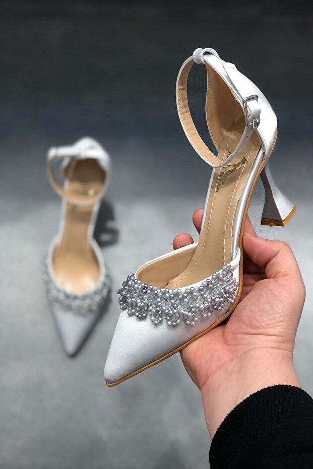 رمادي (فضي) لؤلؤ ساتان - 4