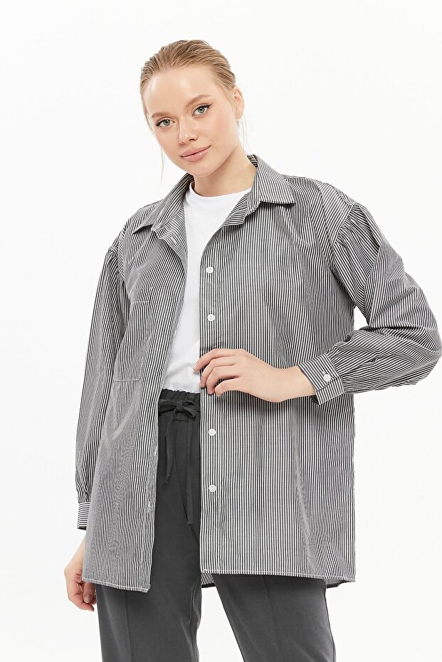 24020 Women's Oversize Balloon Sleeve Shirt