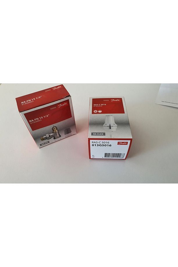 1/2" Köşe Tip Termostatik Radyatör Vana Takımı - 2