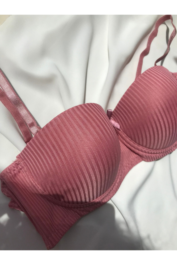 Soft and Non-Marking Padded Strapless Bra