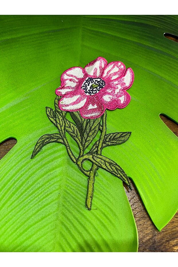 20x11 cm Pink Flower Embroidered Exit Applique