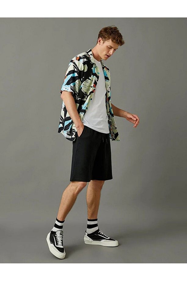 Relax Shift Siyah Beli Bağcıklı Oversize Unisex Bermuda Şort - 2
