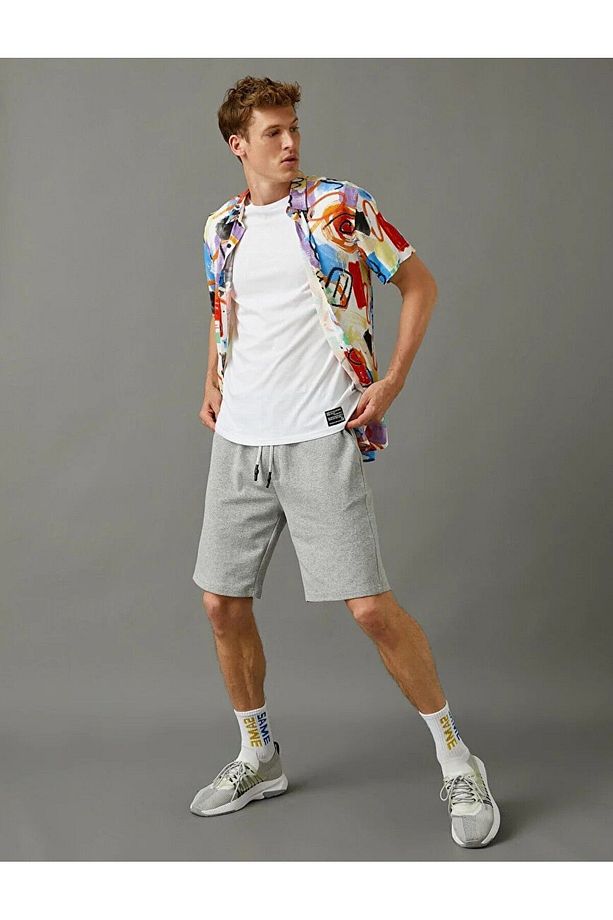 Relax Shift Gri Beli Bağcıklı Oversize Unisex Bermuda Şort - 1