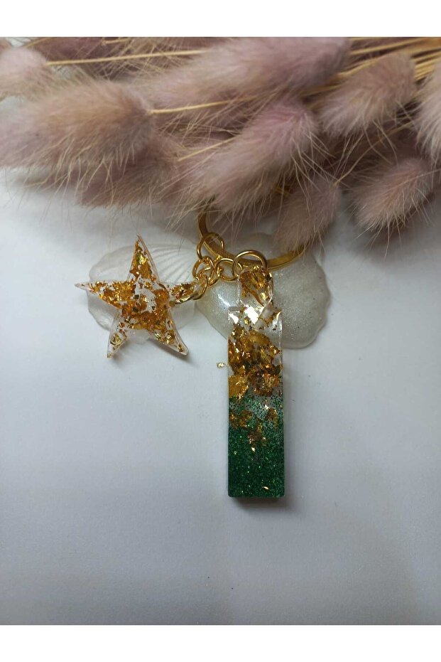 سلسلة مفاتيح إيبوكسي مصنوعة يدويًا - 1