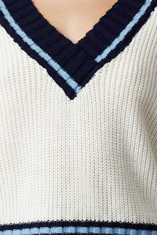Ekru Crop Kolej Temalı Triko Kazak TWOAW22KZ1492 - 3
