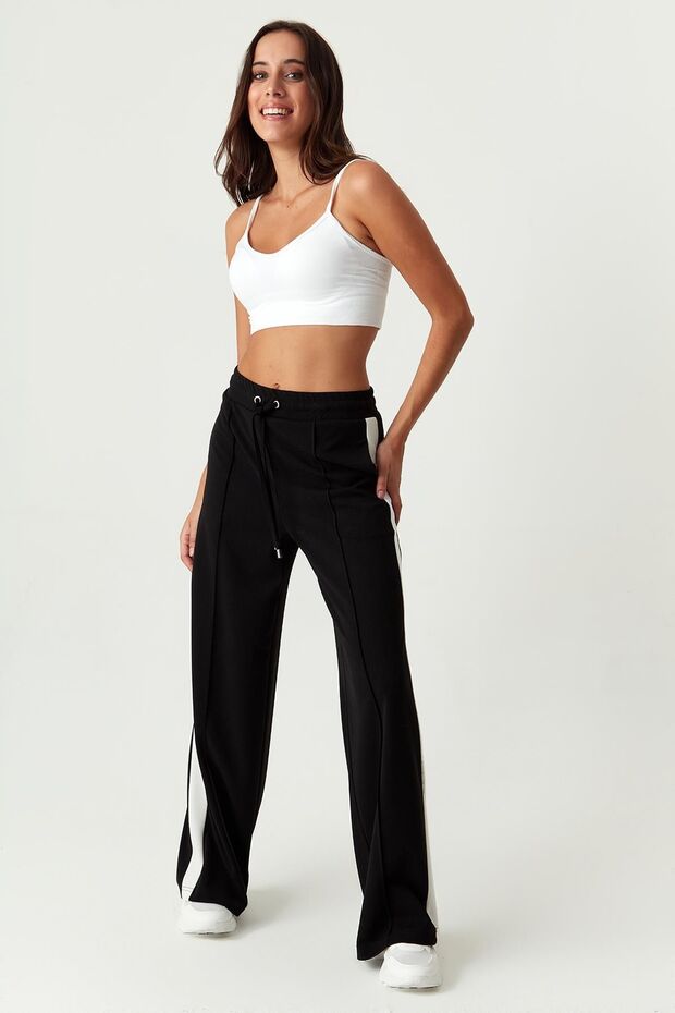 Kadın Beyaz Şeritli Ispanyol Paça Pantolon - 6