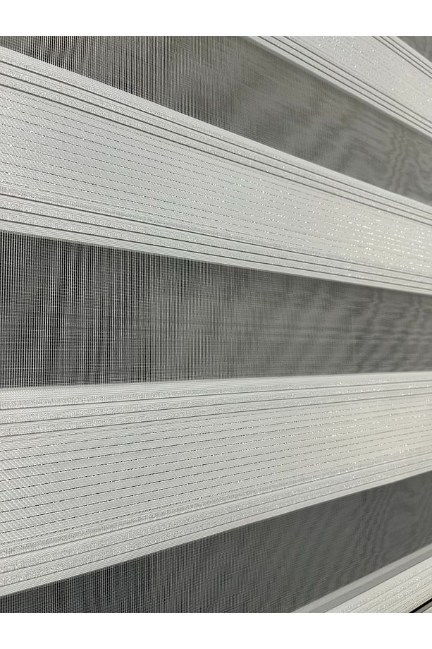 PliseStar V-01 Pliseli Zebra Ve Stor Perde Gümüş Simli Etek Dilimli - 2