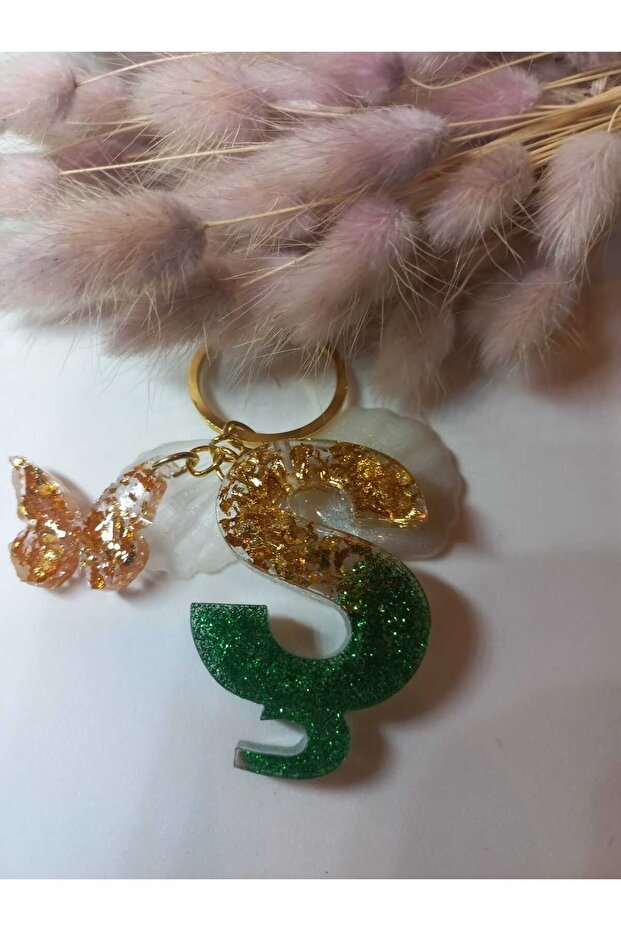 سلسلة مفاتيح مصنوعة يدويًا من الإيبوكسي - 1