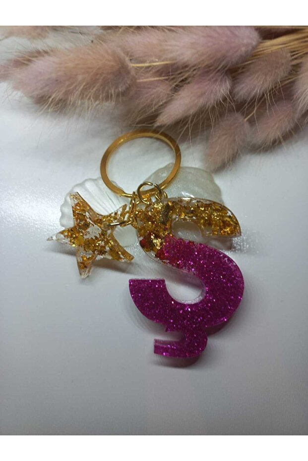 سلسلة مفاتيح مصنوعة يدويًا من الإيبوكسي - 1