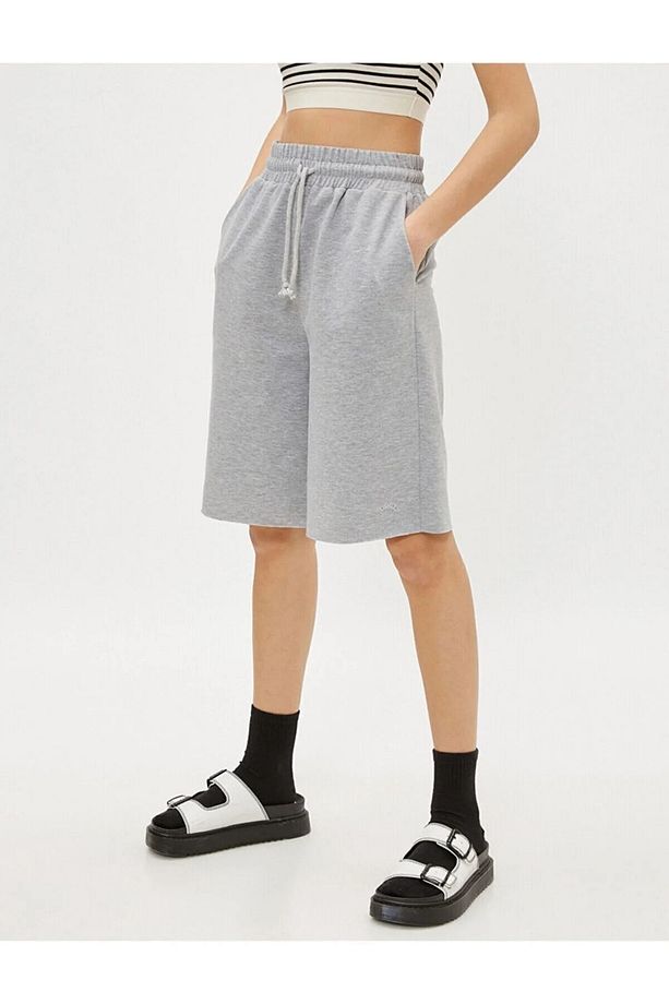 Comfort Label Bağcıklı Oversize Uzun Unisex Bermuda Şort - 3