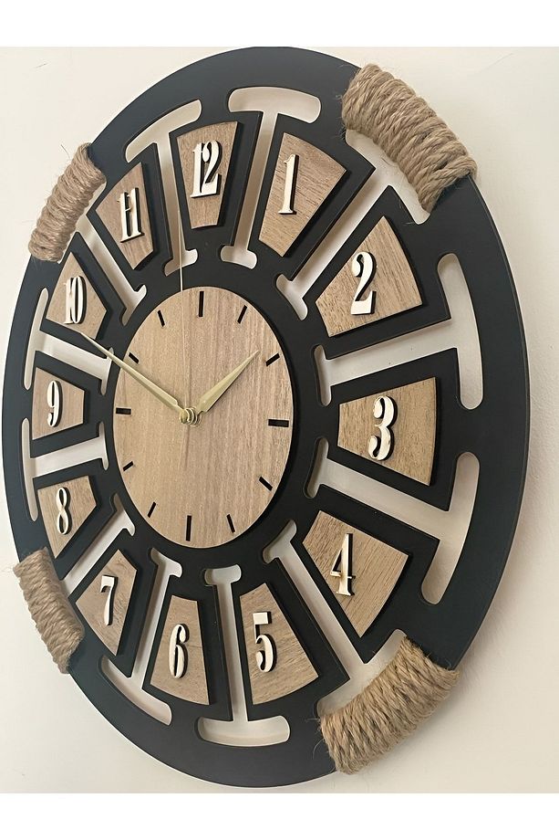 Lazer Kesim Dekoratif Ahşap Hasır Detaylı Askılı Sesiz Akar Duvar Saati 40x40 - 2