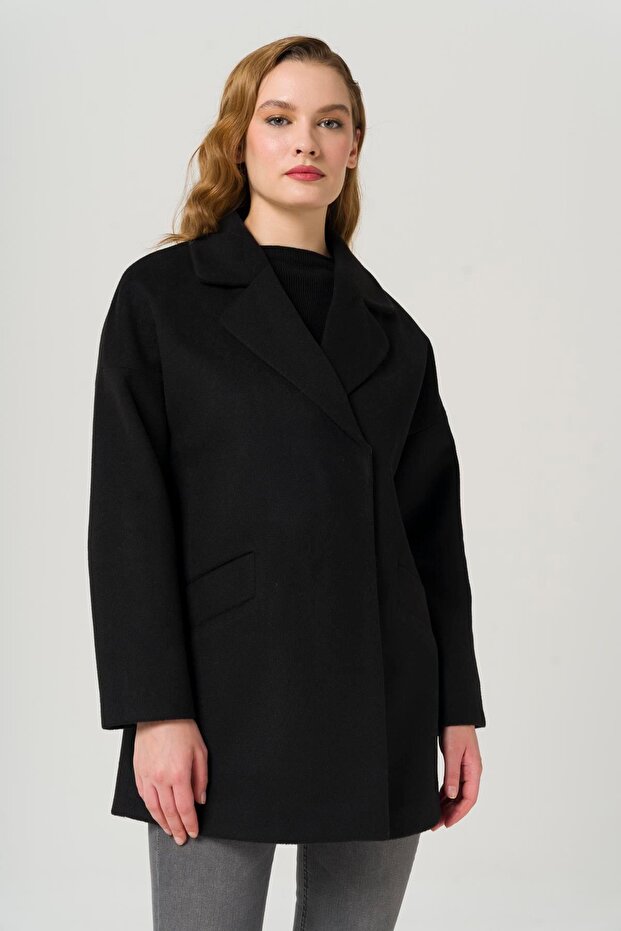 Snap Closure Low Sleeve Oversize Coat Black 3749